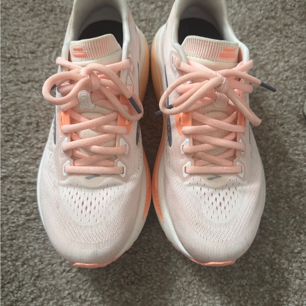 Brooks Women's Running Shoes in Light Peach and White